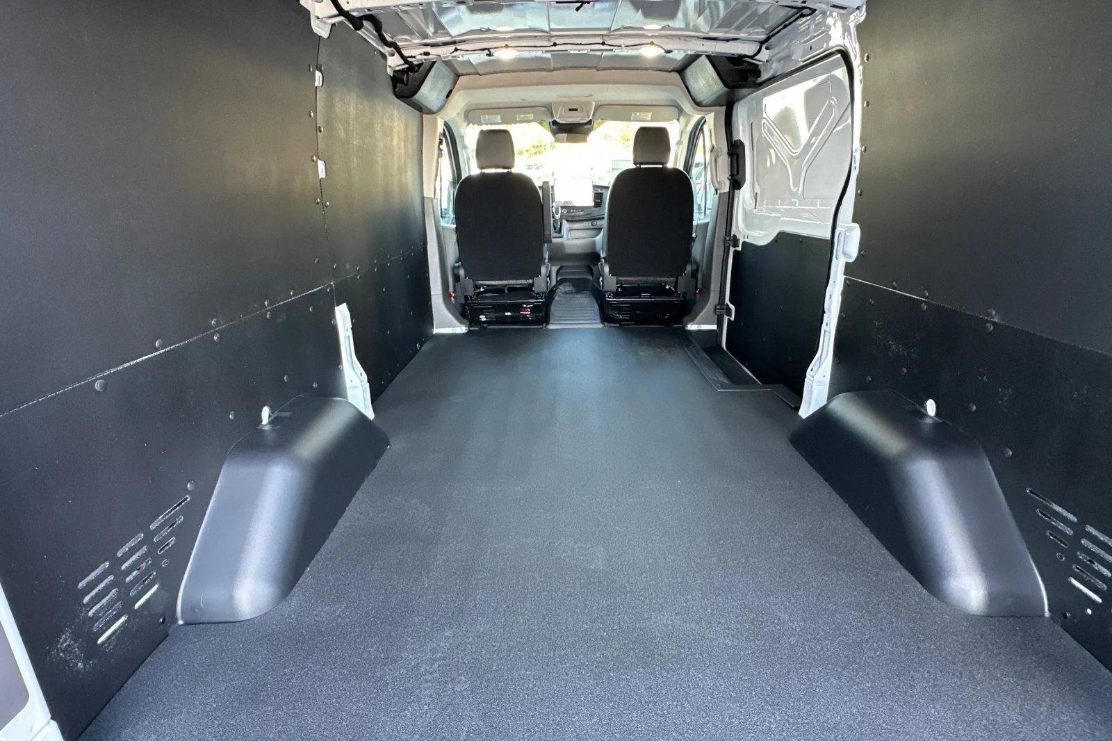 New 2026 Oxford White Ford Cargo Van image 14