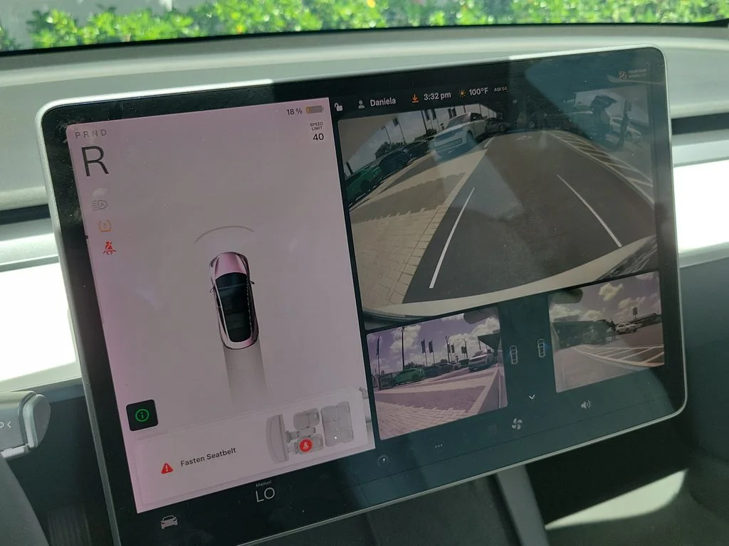 Used 2021 White Tesla Standard Range Plus image 15