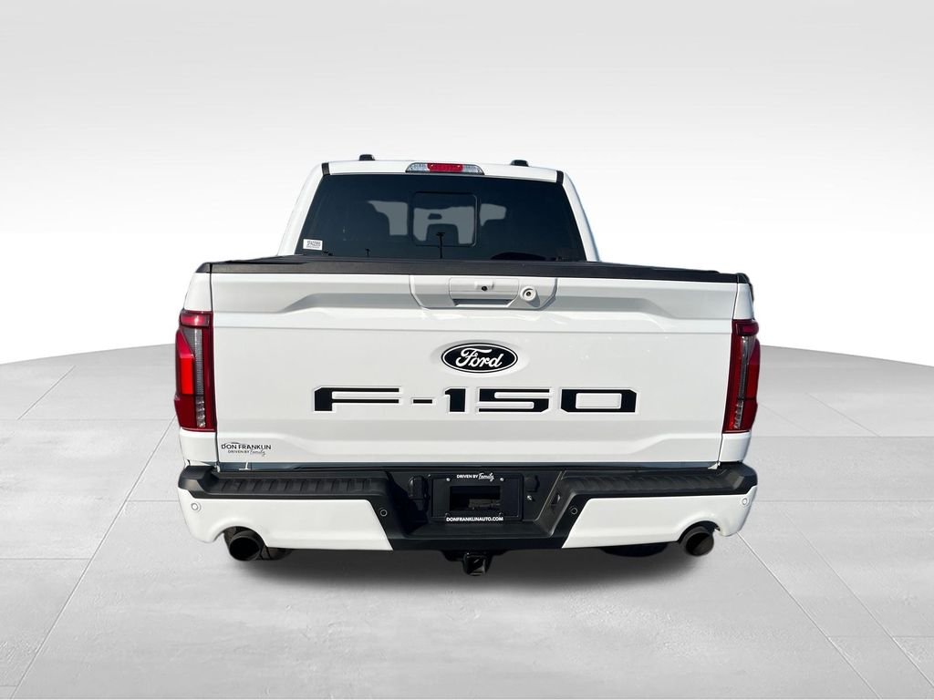 Used 2025 White Ford Lariat image 4