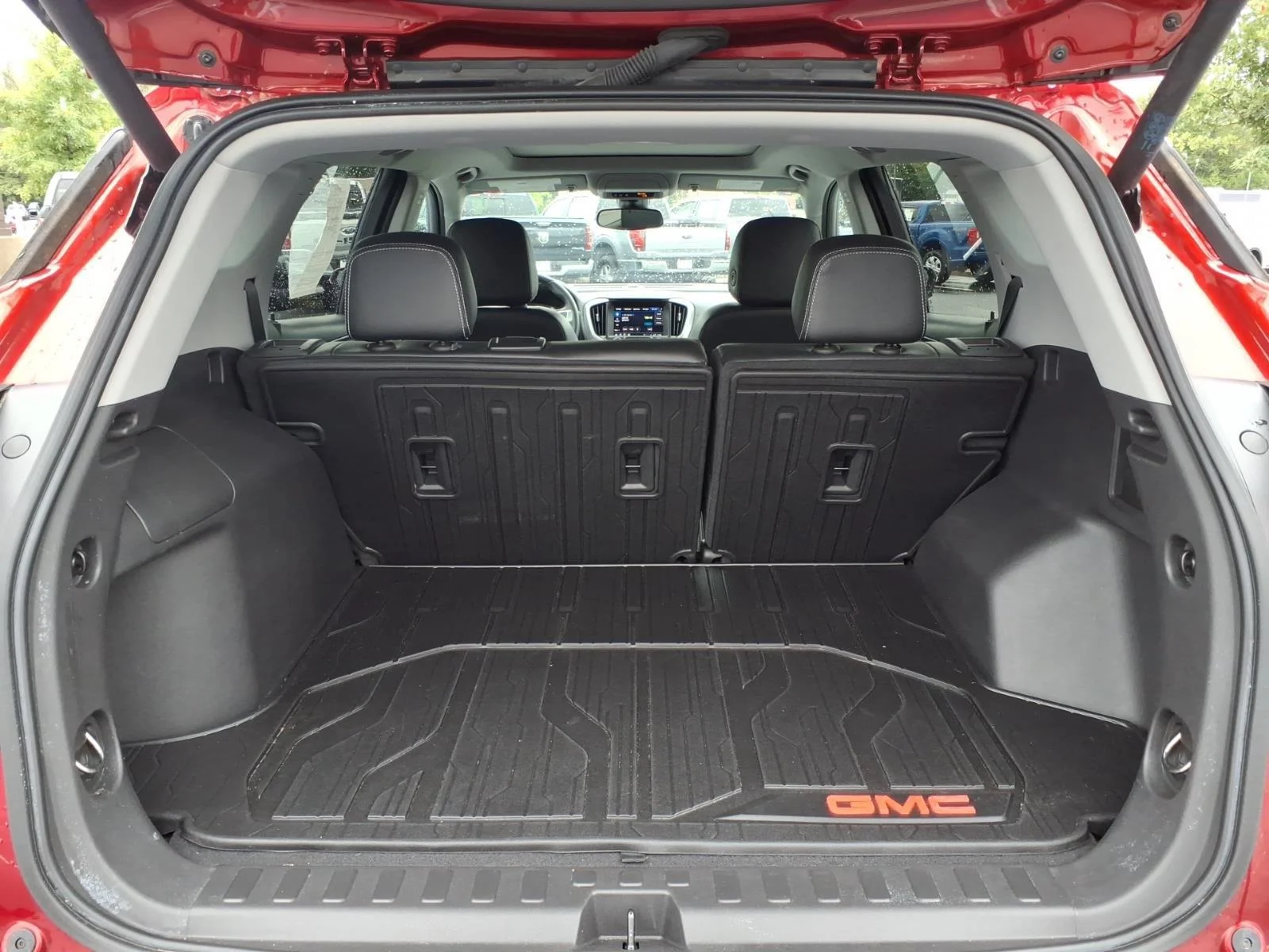 Used 2023 Volcanic Red Tintcoat GMC SLT image 30