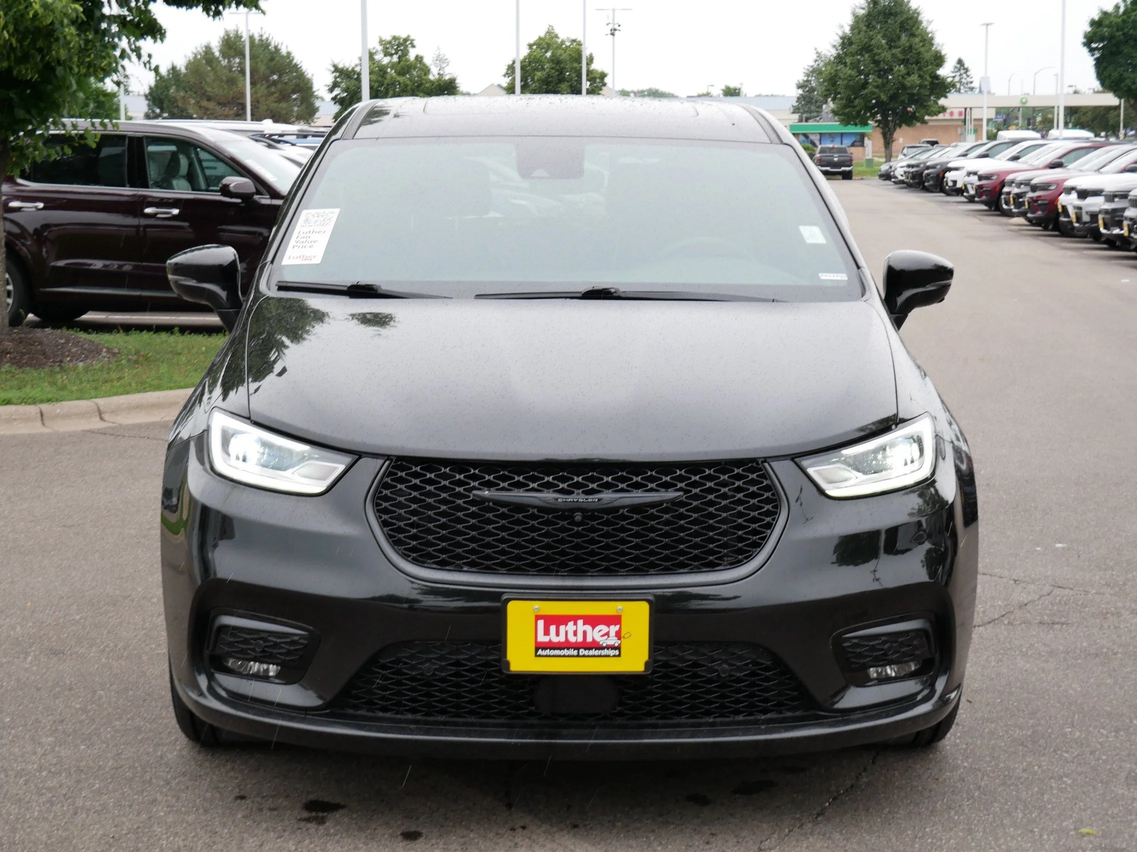 Used 2023 Chrysler Pacifica Hybrid Limited with VIN 2C4RC1S71PR542903 for sale in Brooklyn Park, Minnesota