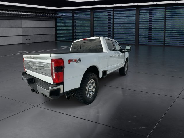 Used 2025 White Ford King Ranch image 8
