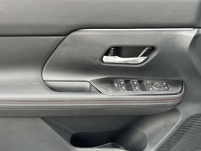 2025 Nissan Kicks SR AWD - Photo 10
