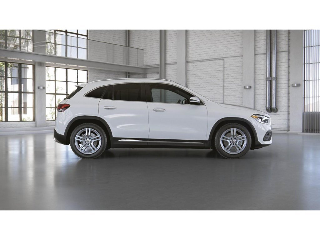 Certified Used 2023 Polar White Mercedes-Benz GLA 250 4MATIC® image 17