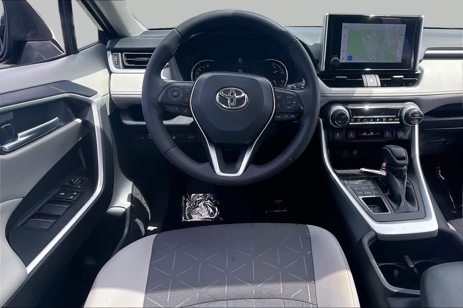 Used 2023 Midnight Black Metallic Toyota XLE image 5