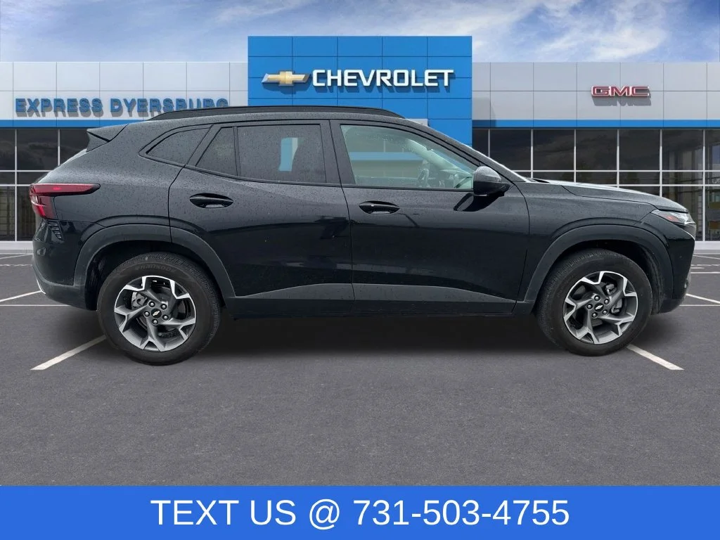 Used 2025 Black Chevrolet LT image 7