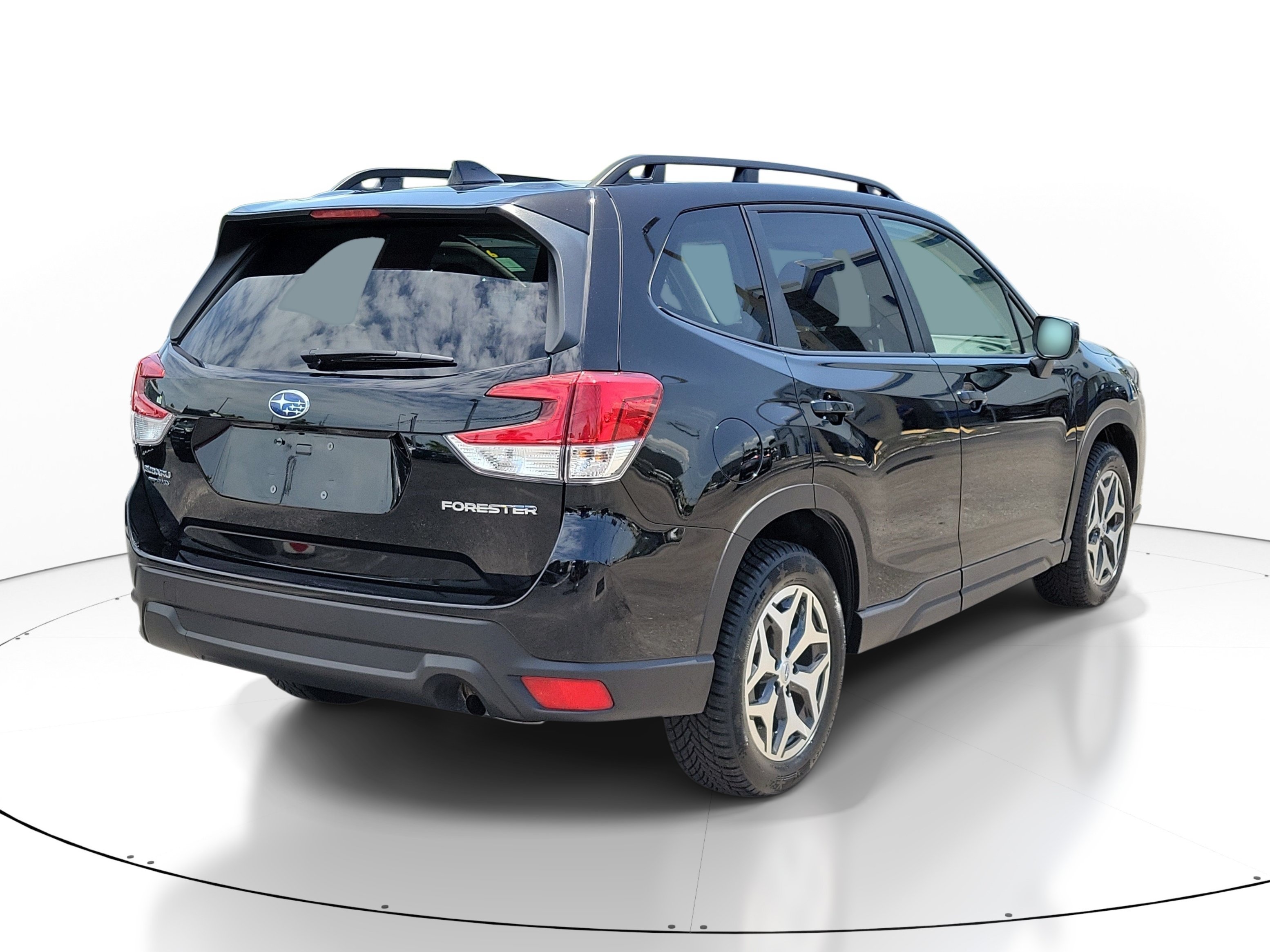 Used 2024 Crystal Black Silica Subaru Premium image 6