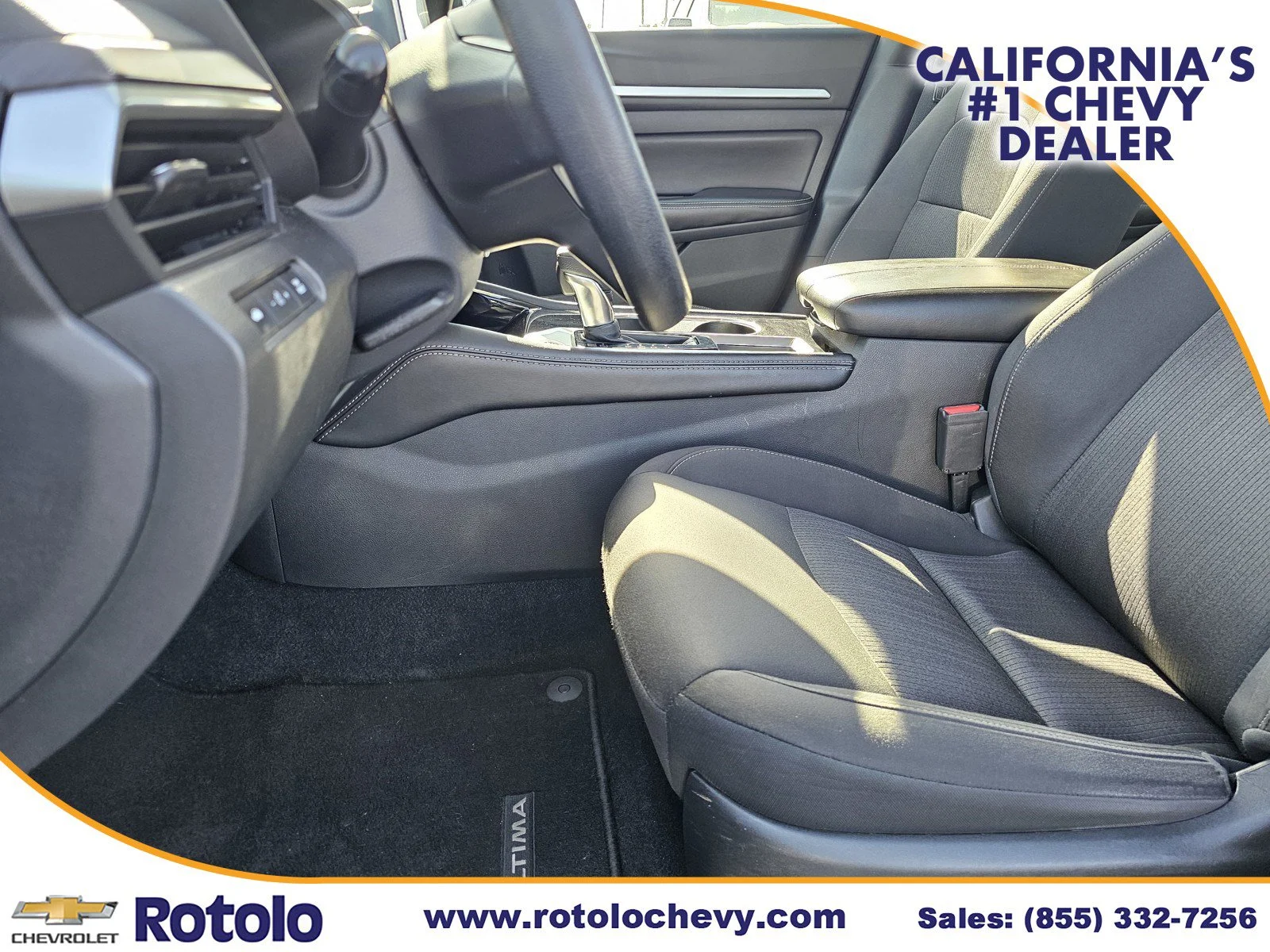 Used 2023 Garnet Pearl Metallic Nissan 2.5 SV image 19