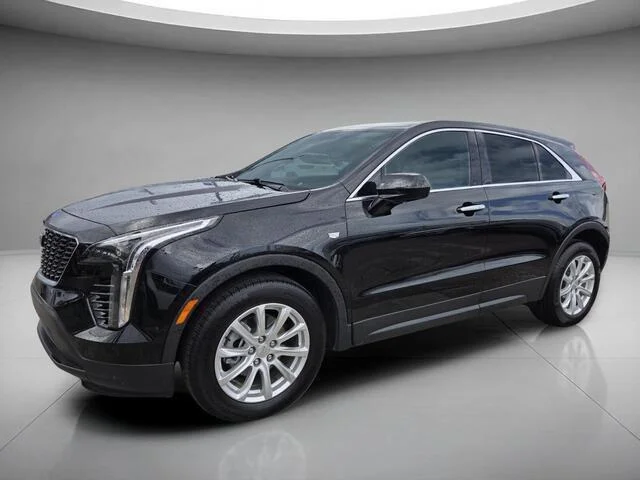 Used 2023 Stellar Black Metallic Cadillac FWD Luxury image 9