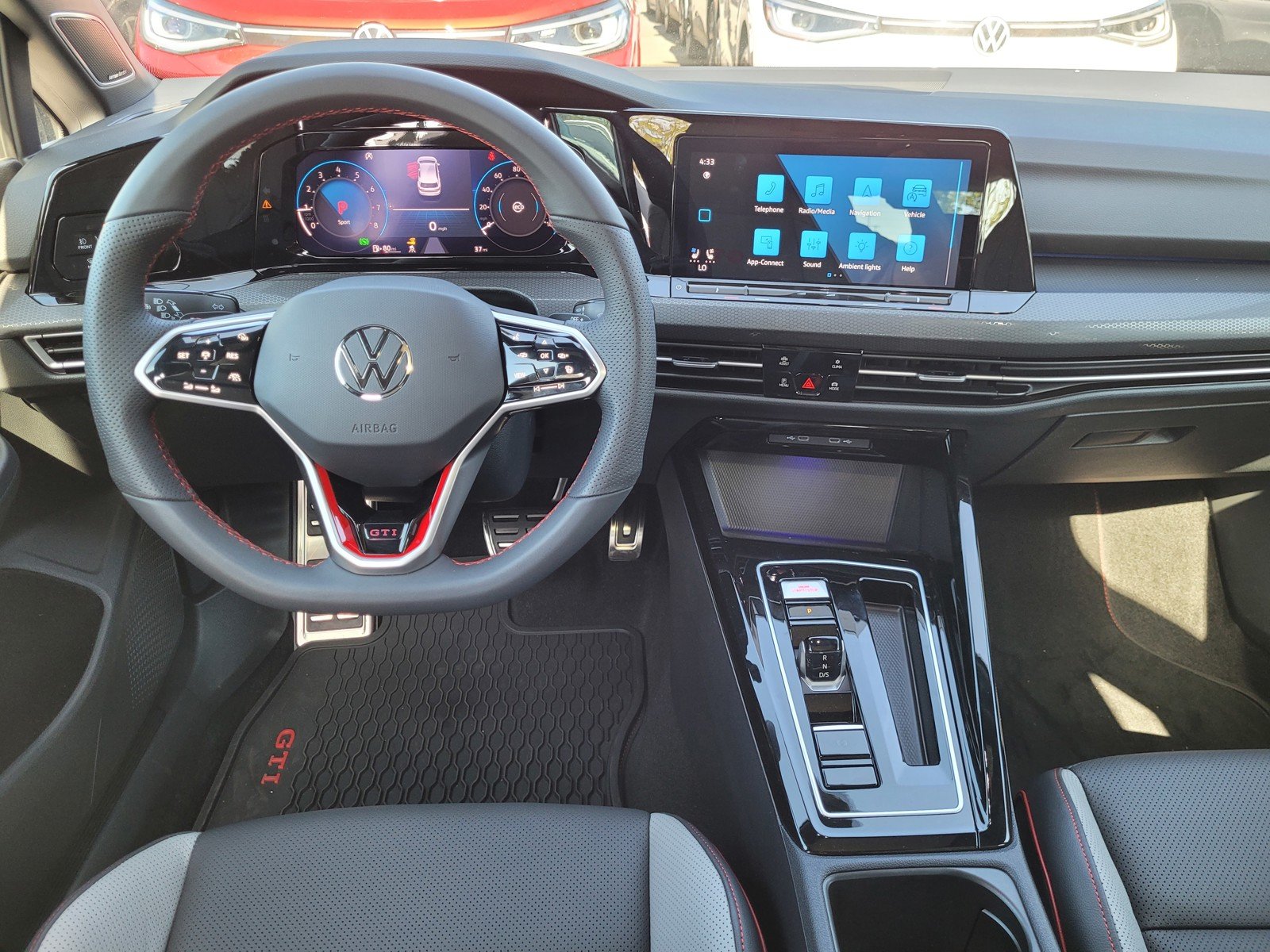2024 Volkswagen Golf GTI SE - Photo 7