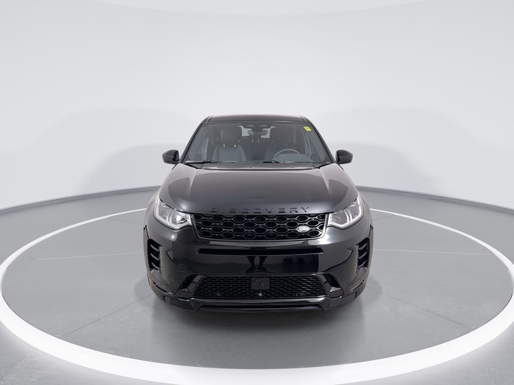 Certified Used 2025 Black Land Rover SE image 3