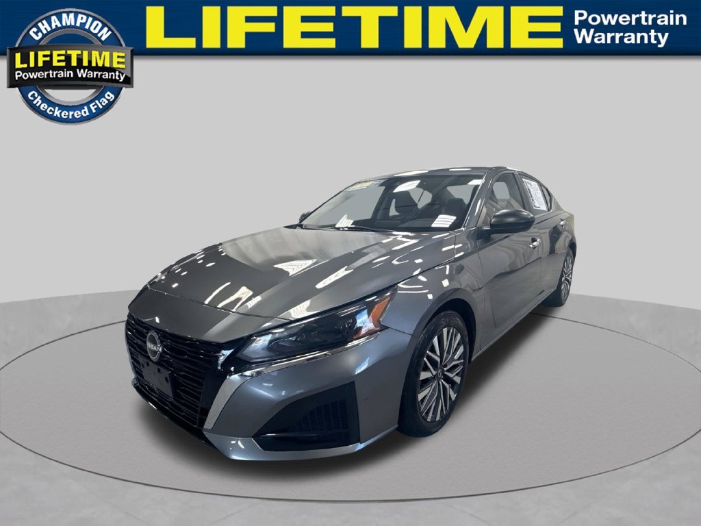 2025 Nissan Altima