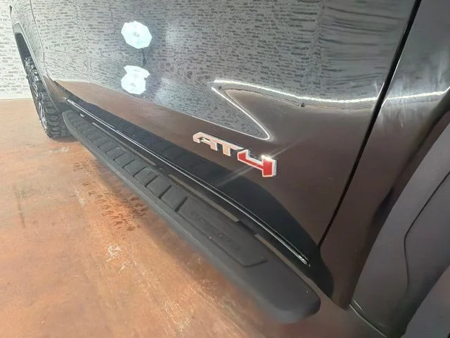 Used 2022 Black GMC AT4 image 12