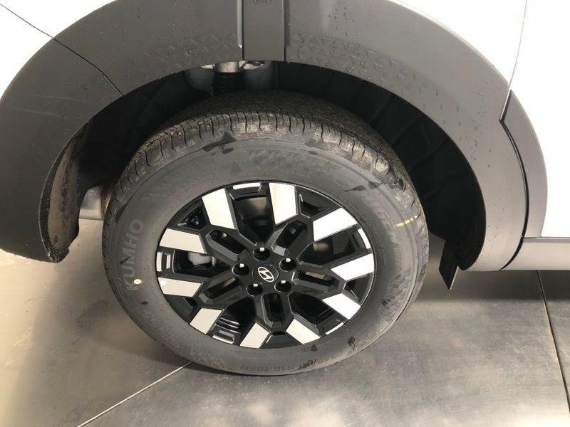 New 2026 White Hyundai SEL AWD image 9