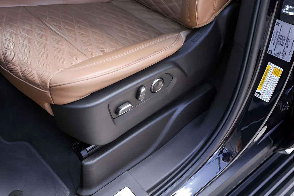 Used 2023 Blue Cadillac Premium Luxury image 8