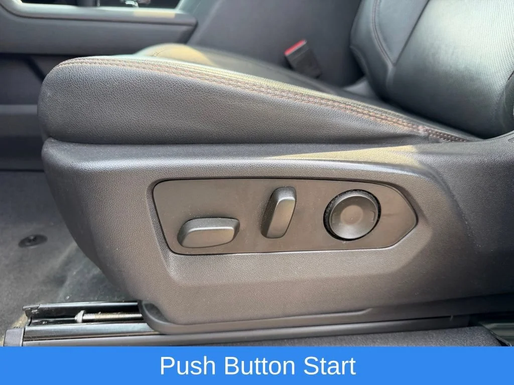 Used 2022 DYNAMIC BLUE METALLIC GMC AT4 image 26