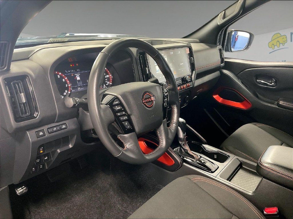 Used 2025 Black Nissan PRO-4X image 8