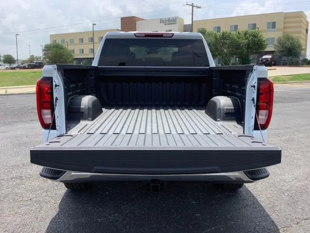 2026 GMC Sierra 1500 Pro - Photo 9
