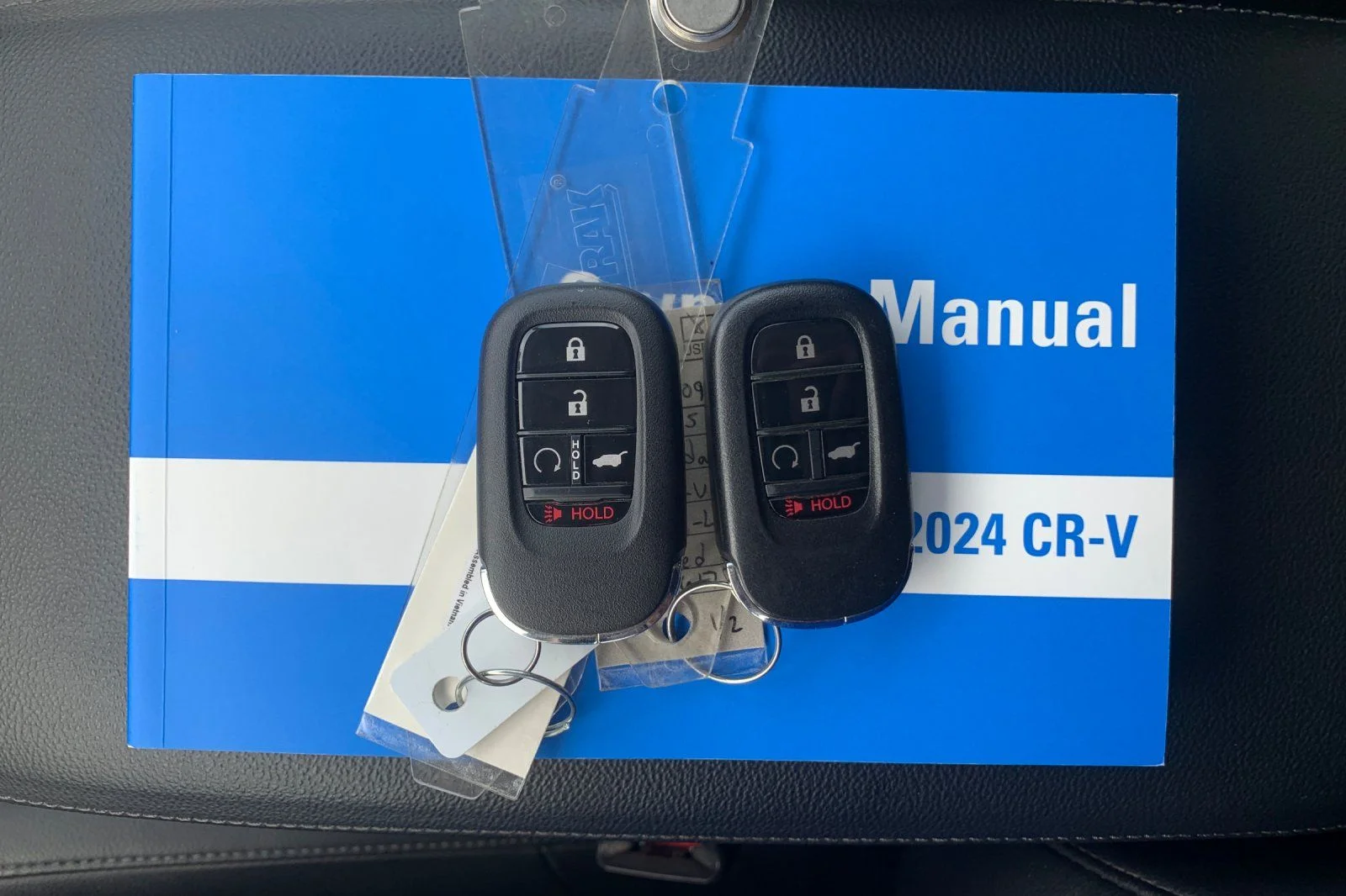 Used 2024 White Honda EX-L image 9