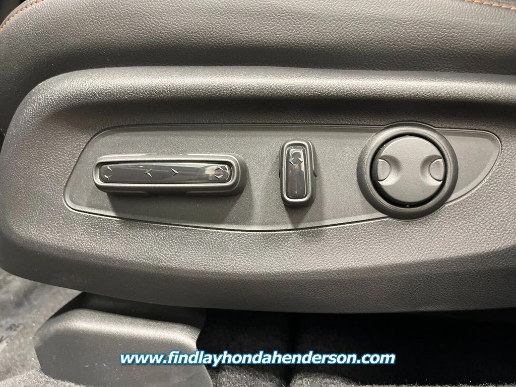 New 2026 Urban Gray Pearl Honda Sport-L image 14