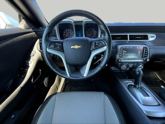Used 2013 Silver Chevrolet 1LT image 11
