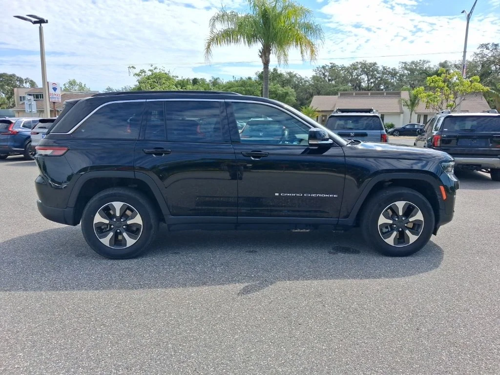 Used 2024 Black Jeep 4xe image 4