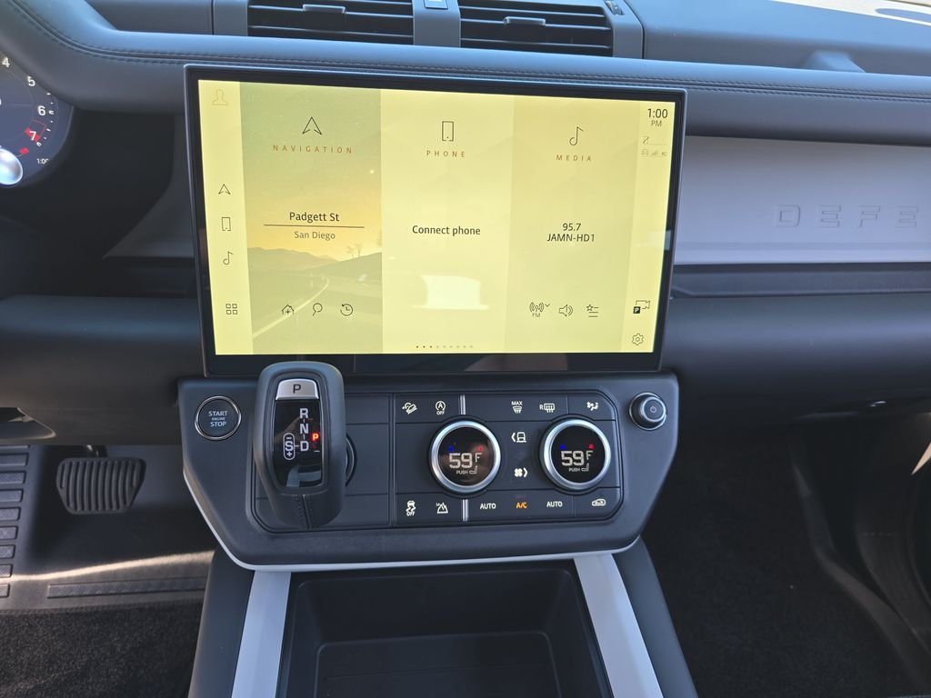 New 2026 Carpathian Grey Land Rover X-Dynamic SE image 20