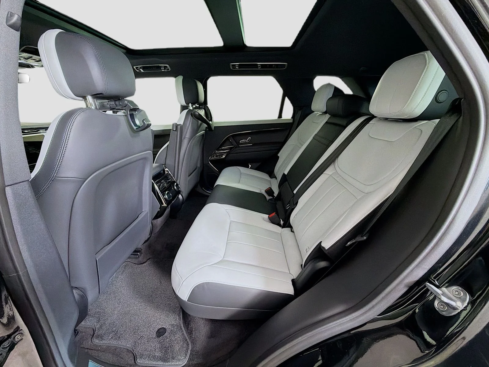 2026 Land Rover Range Rover Sport Dynamic SE - Photo 27