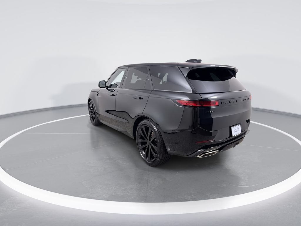 New 2027 Santorini Black Land Rover Dynamic SE image 6