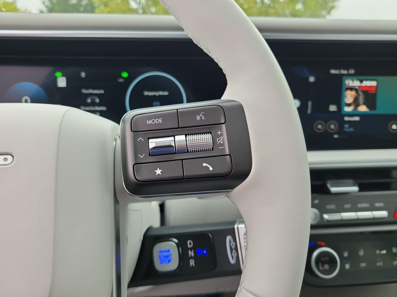 New 2027 Creamy White Pearl Hyundai SEL Premium AWD image 24
