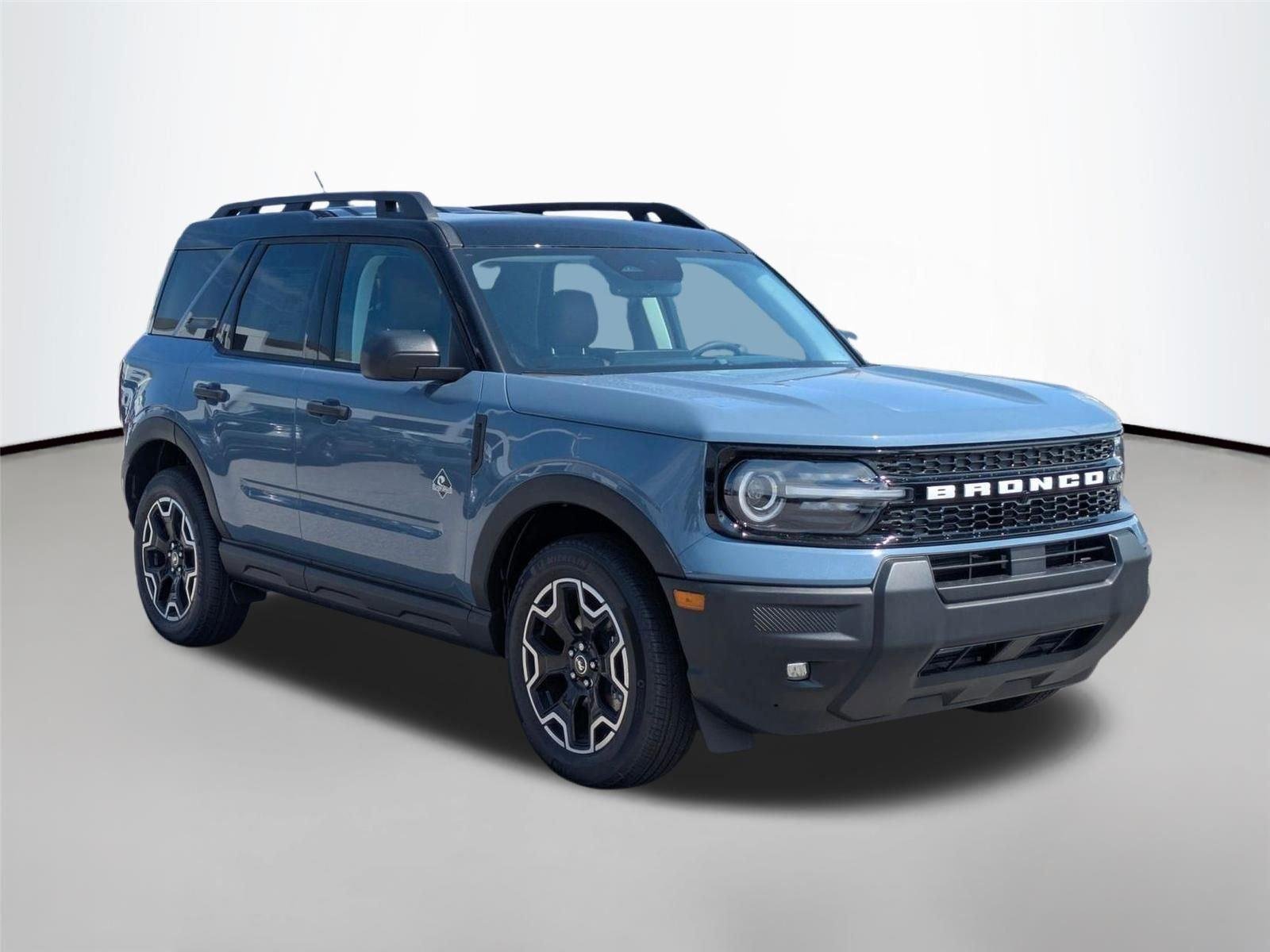 New 2026 Azure Gray Metallic Tri-Coat Ford Outer Banks® image 3