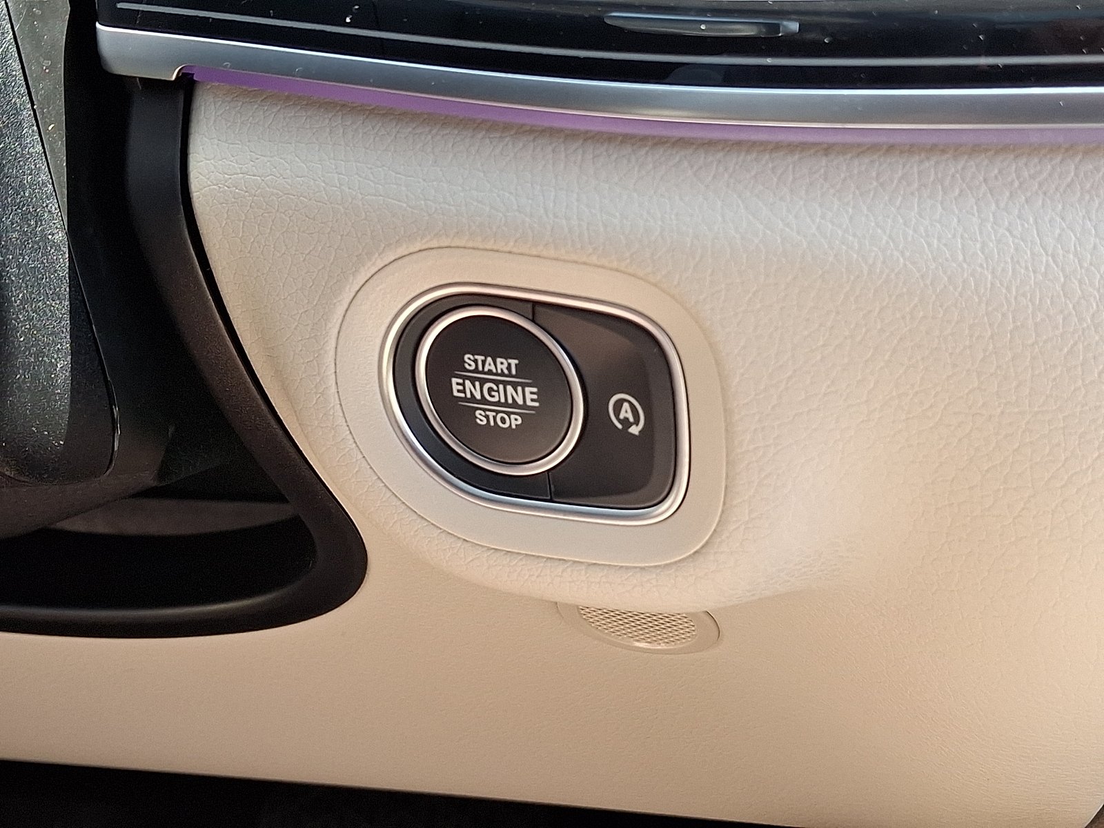 Certified Used 2026 Black - 040 Mercedes-Benz 4MATIC® image 24