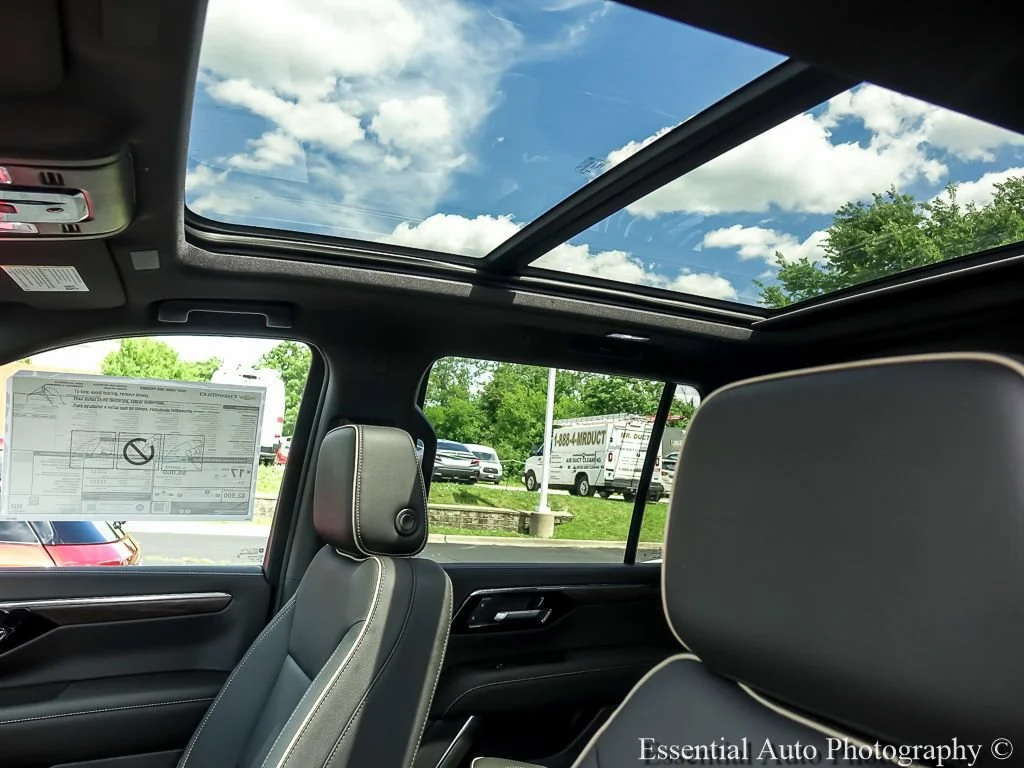 2026 Chevrolet Tahoe Premier - Photo 12