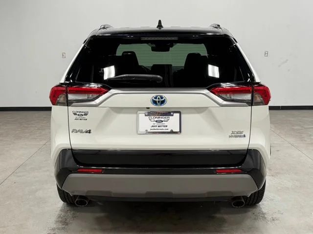 Used 2020 White Toyota XSE image 10