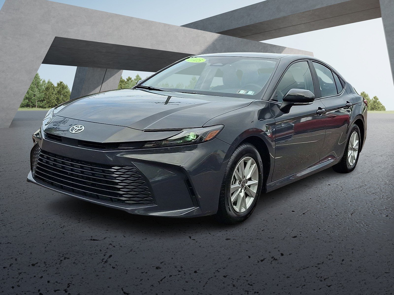 Used 2025 Underground Toyota LE image 2