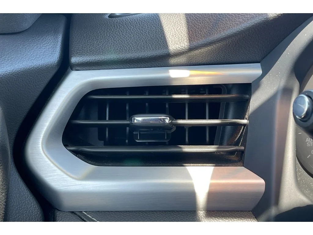 Used 2023 Summit White GMC SLT image 30