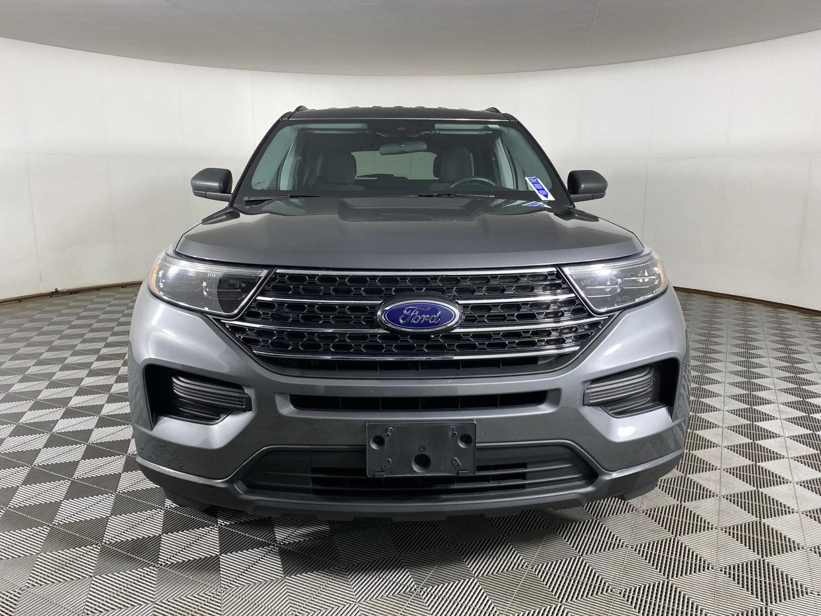 Used 2023 Carbonized Gray Ford XLT image 5