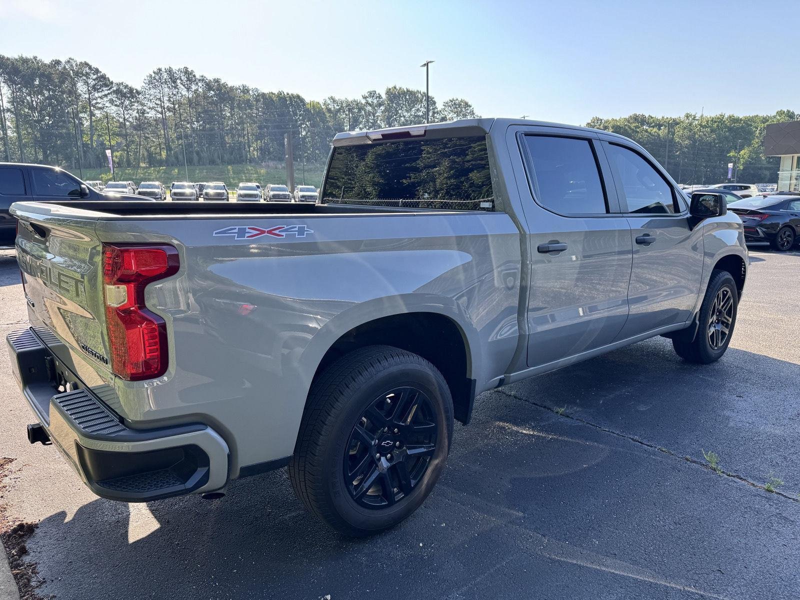 Used 2024 Slate Gray Metallic Chevrolet Custom image 5