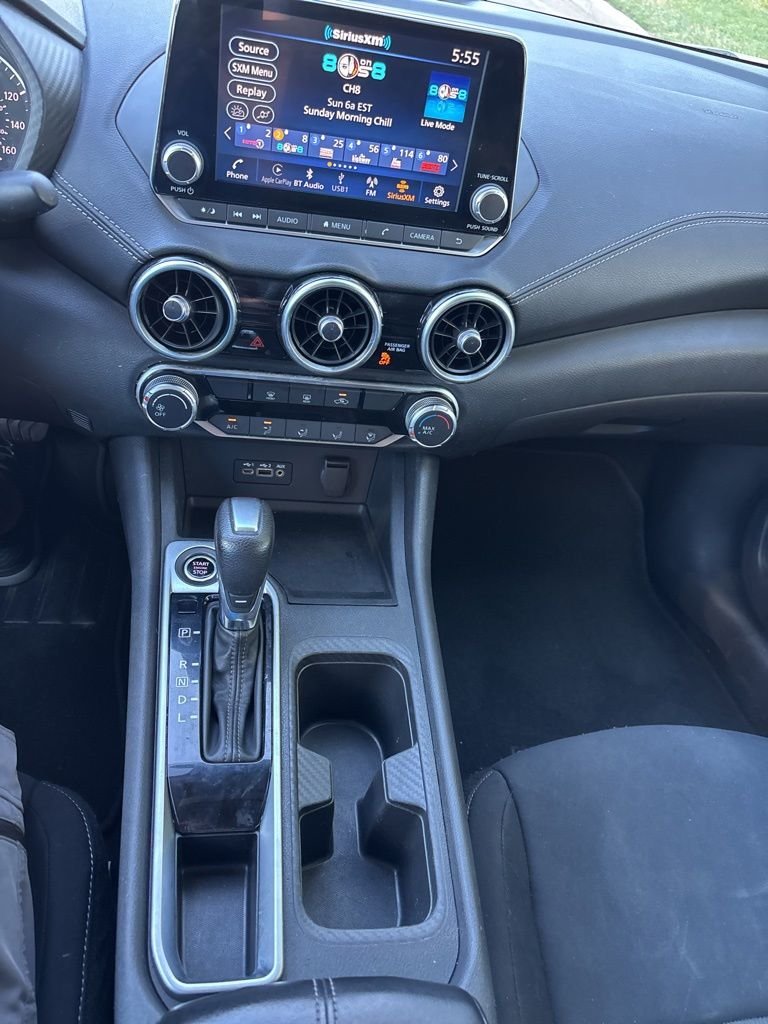 Used 2022 White Nissan SV image 19