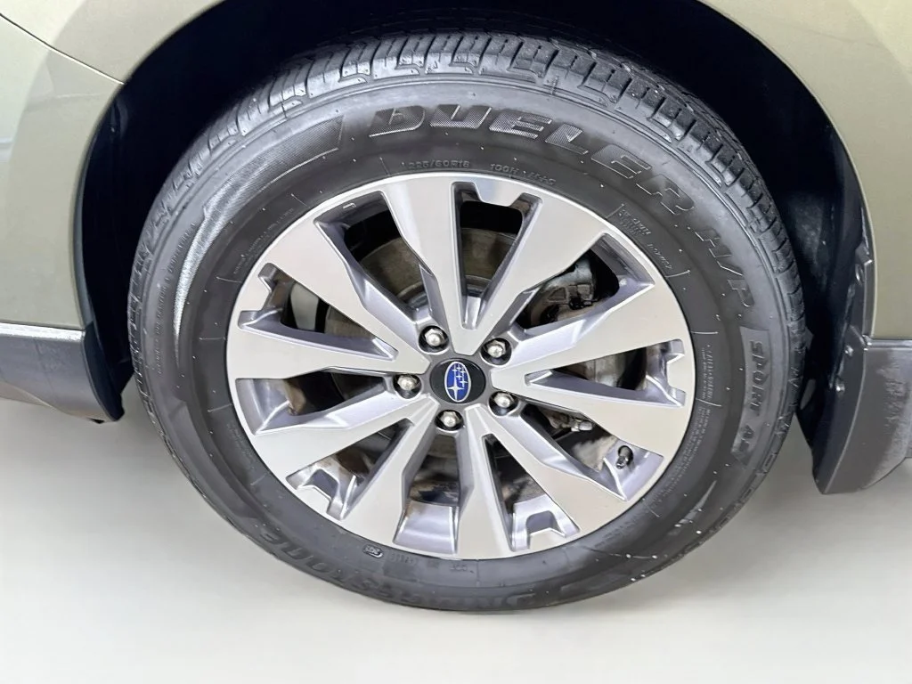 Used 2017 Green Subaru 2.5i image 41