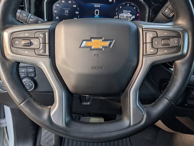 Used 2025 Summit White Chevrolet LT image 8