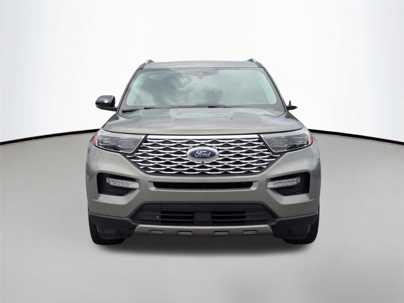 Used 2020 Silver Spruce Metallic Ford Platinum image 2