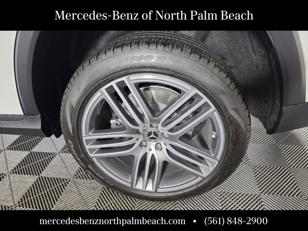 New 2026 Polar White Mercedes-Benz GLS 450 image 37