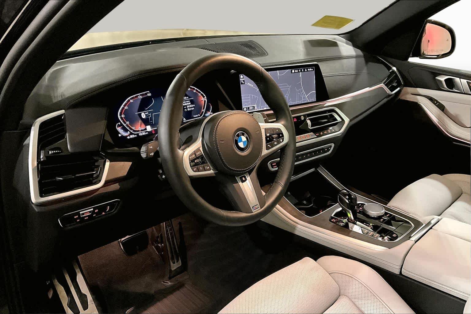 Used 2023 Carbon Black Metallic BMW xDrive40i image 17