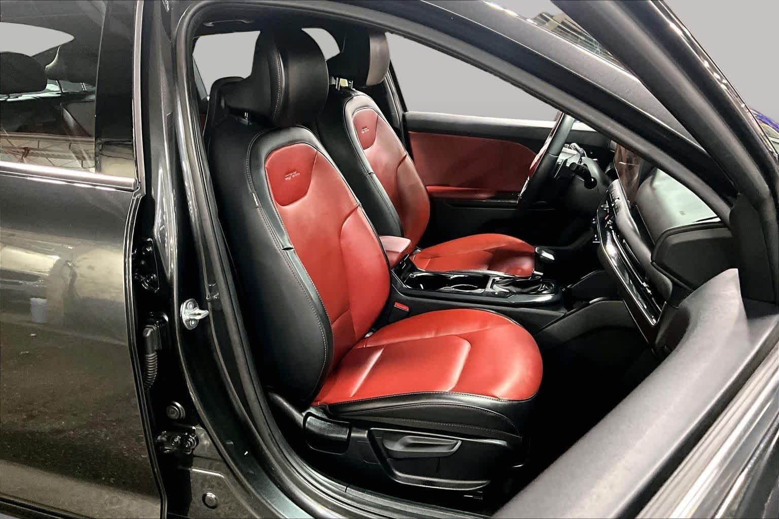 Used 2025 Interstellar Gray Kia GT-Line image 8