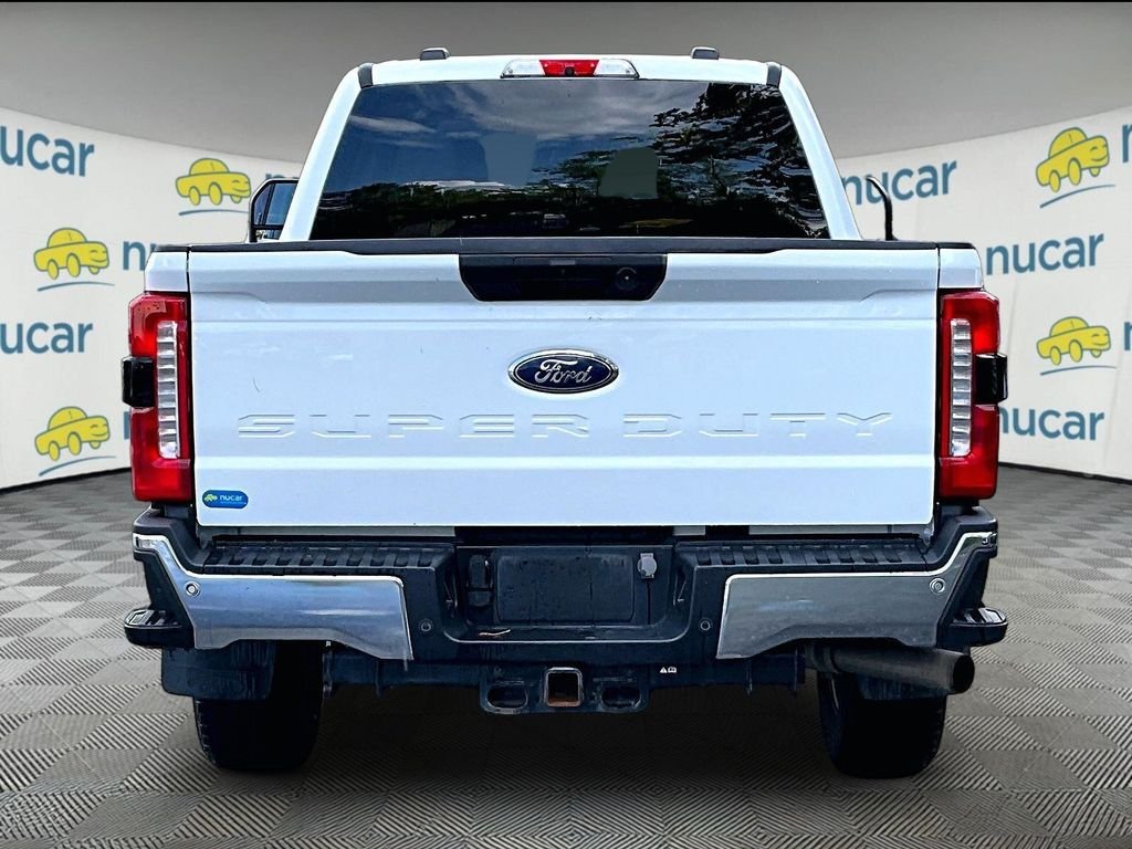Used 2023 Oxford White Ford XLT image 5