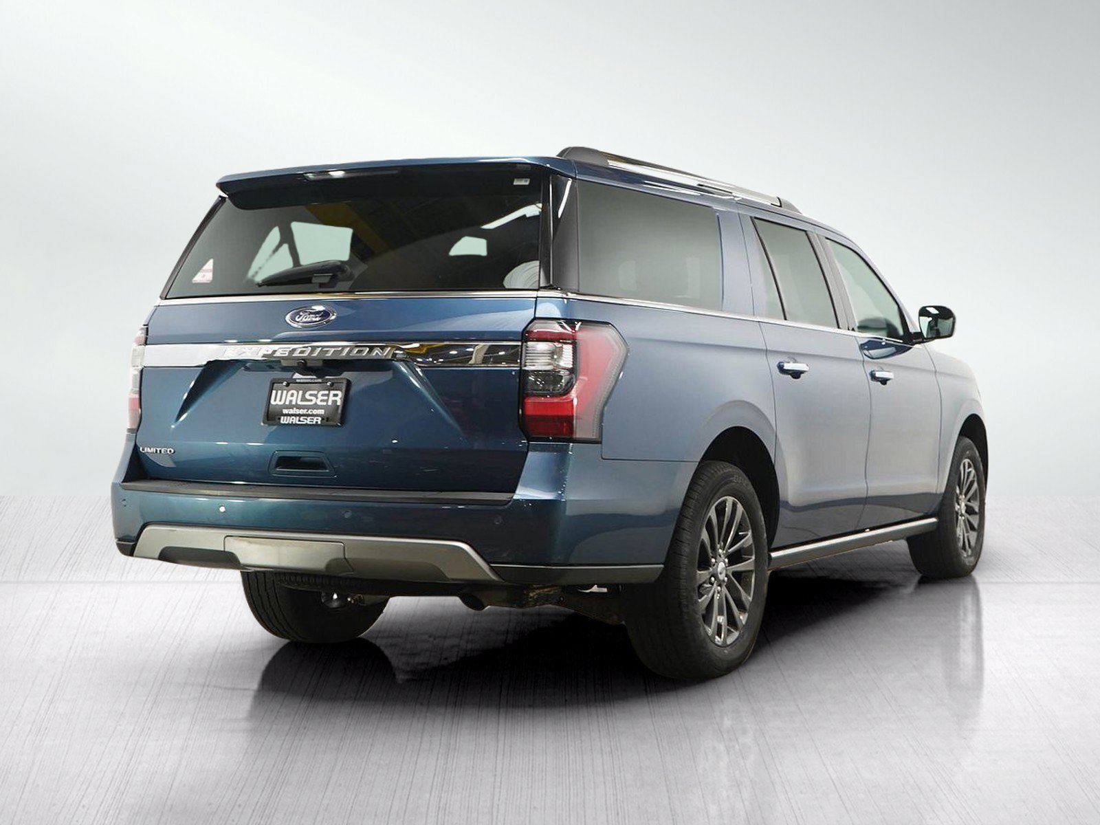 Used 2020 Blue Metallic Ford Limited image 5