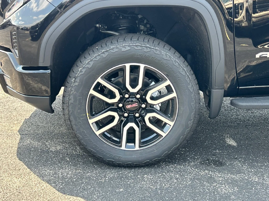 2026 GMC Sierra 1500 AT4 - Photo 12
