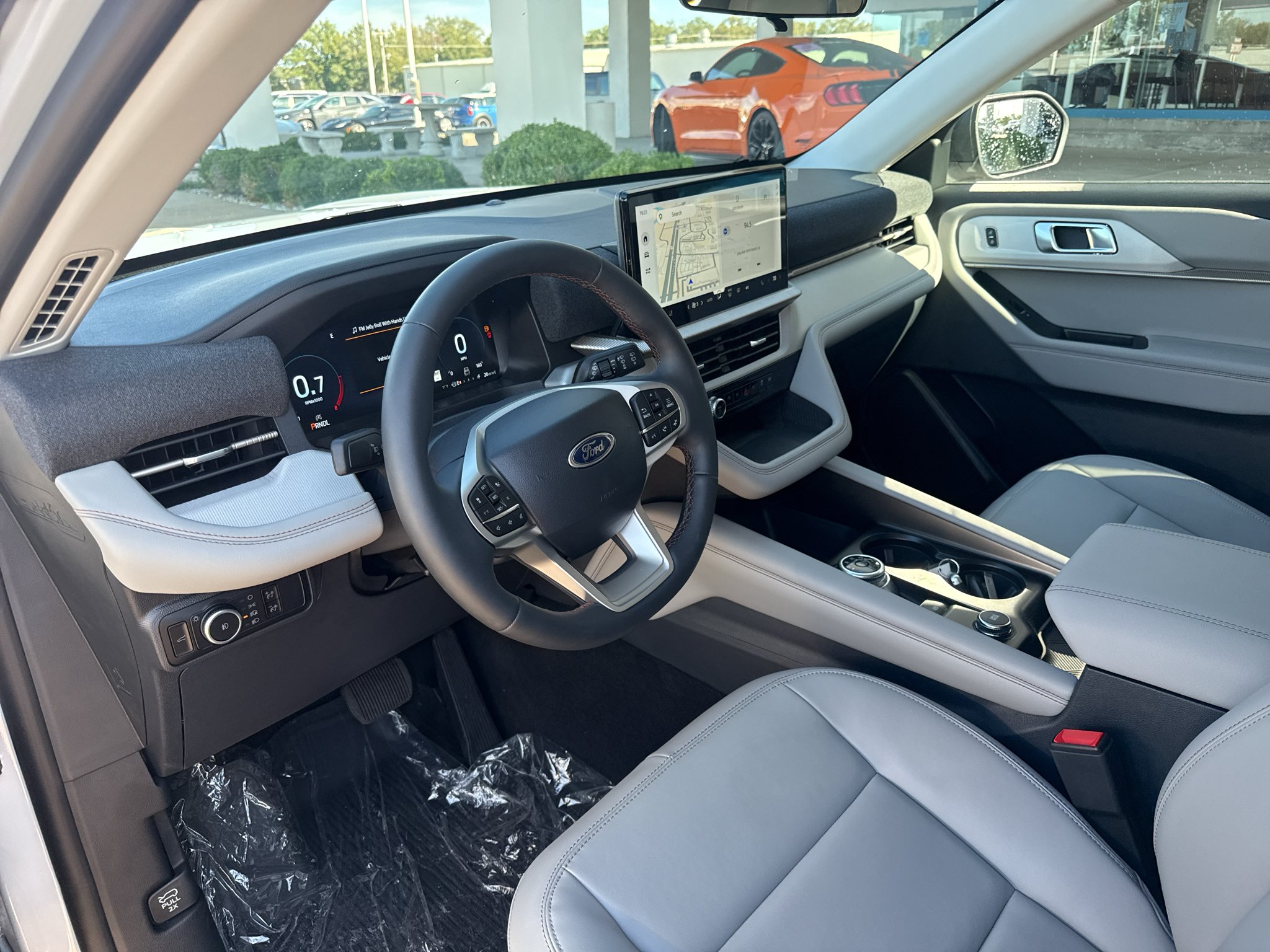 New 2026 Space White Metallic Ford Active image 10