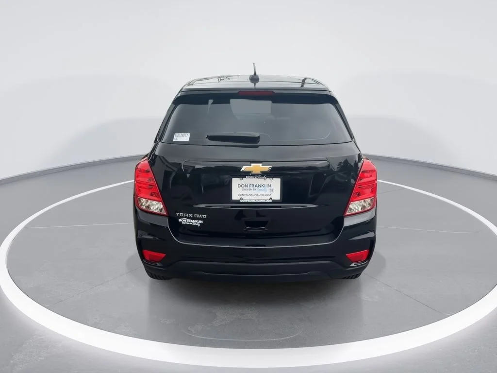 Used 2021 Black Chevrolet LS image 7